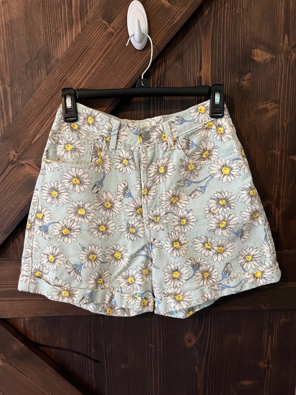Vintage GUESS by Georges Marciano Floral Daisy Denim Shorts USA